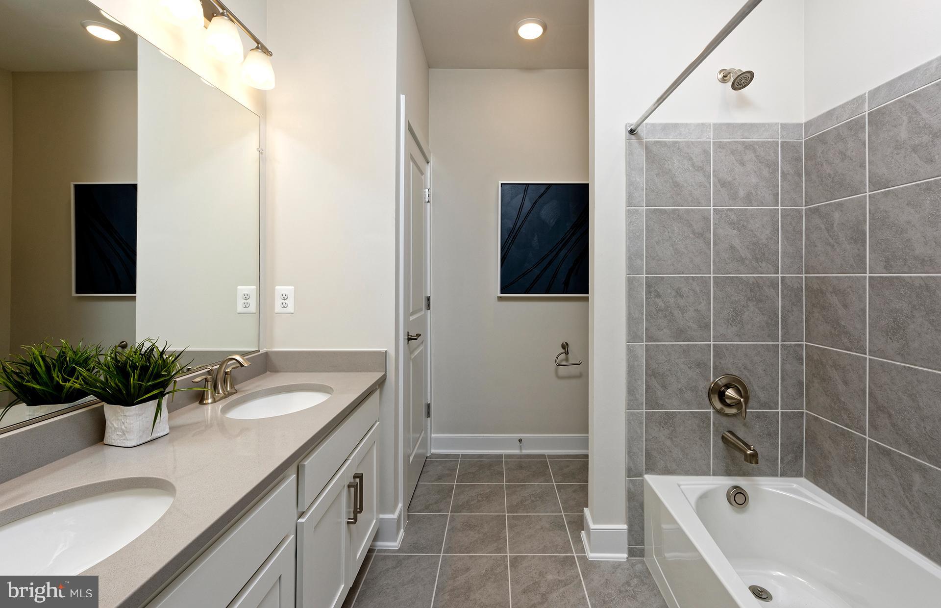 BELMONT OVERLOOK - Residential