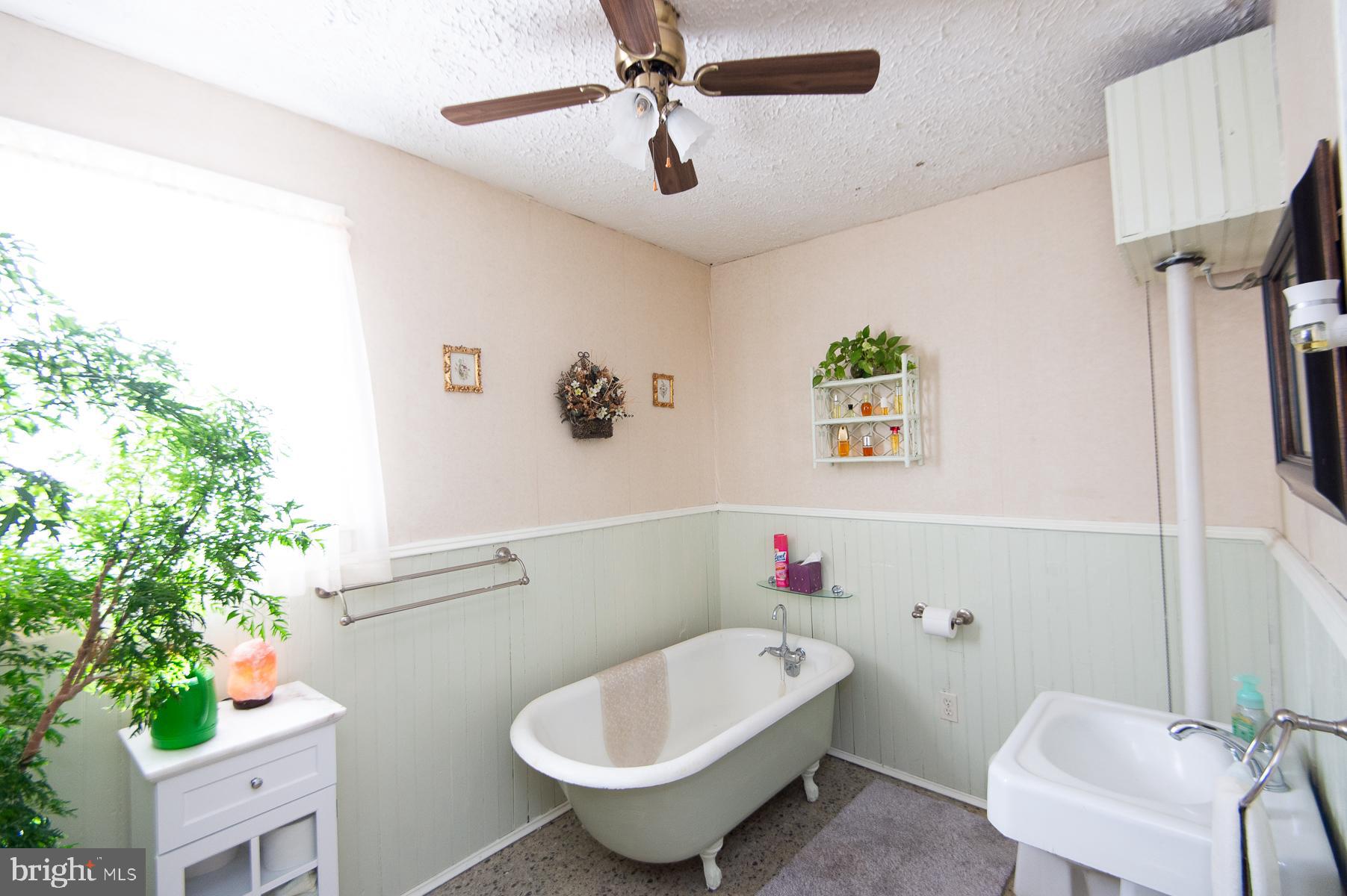 EAST NEW MARKET - Residential