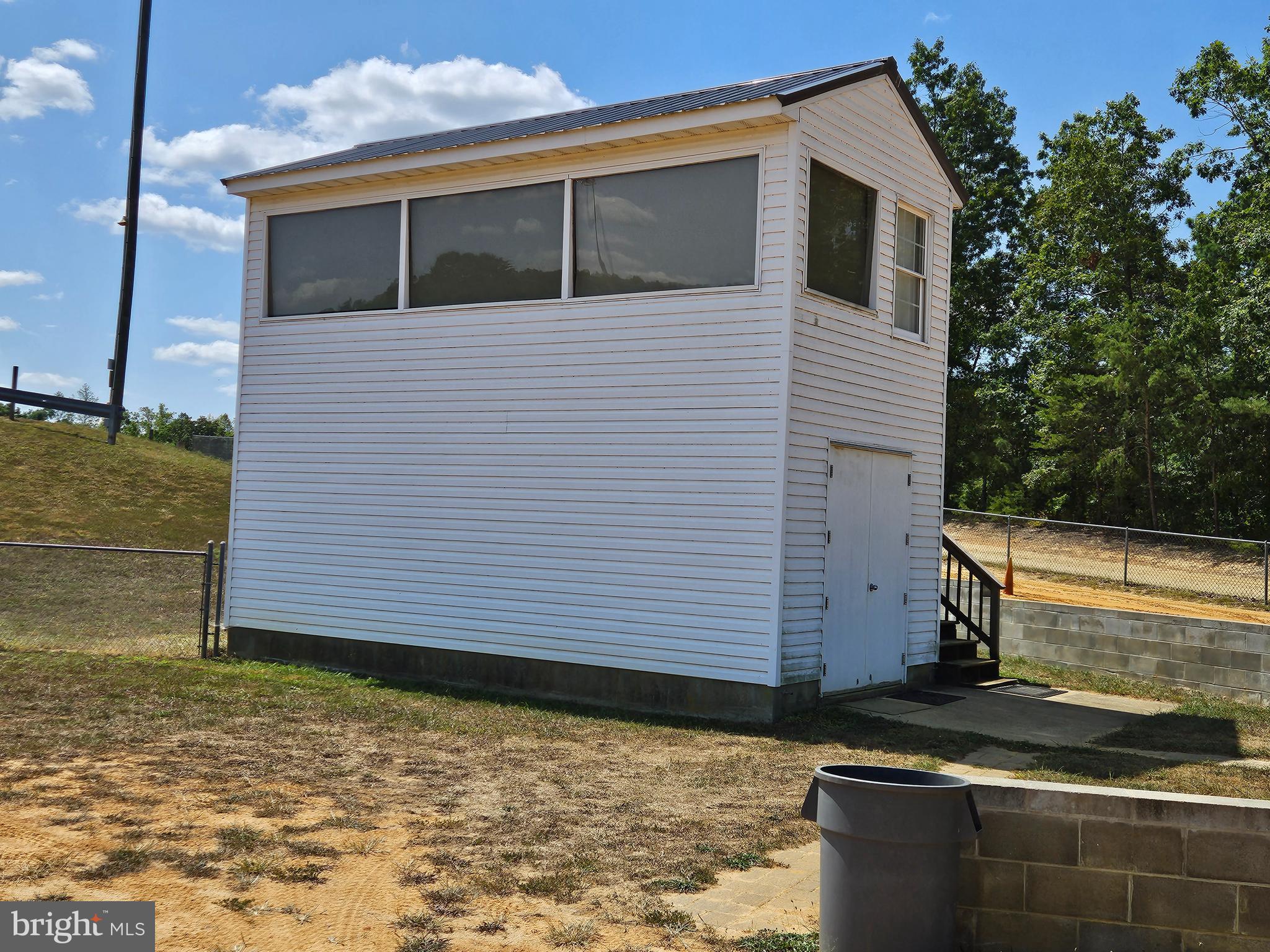 NONE AVAILABLE - Land