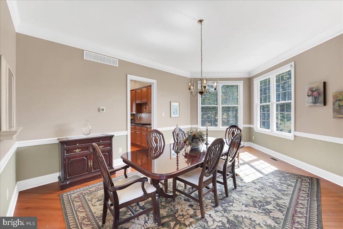 RIVERCREST - Residential