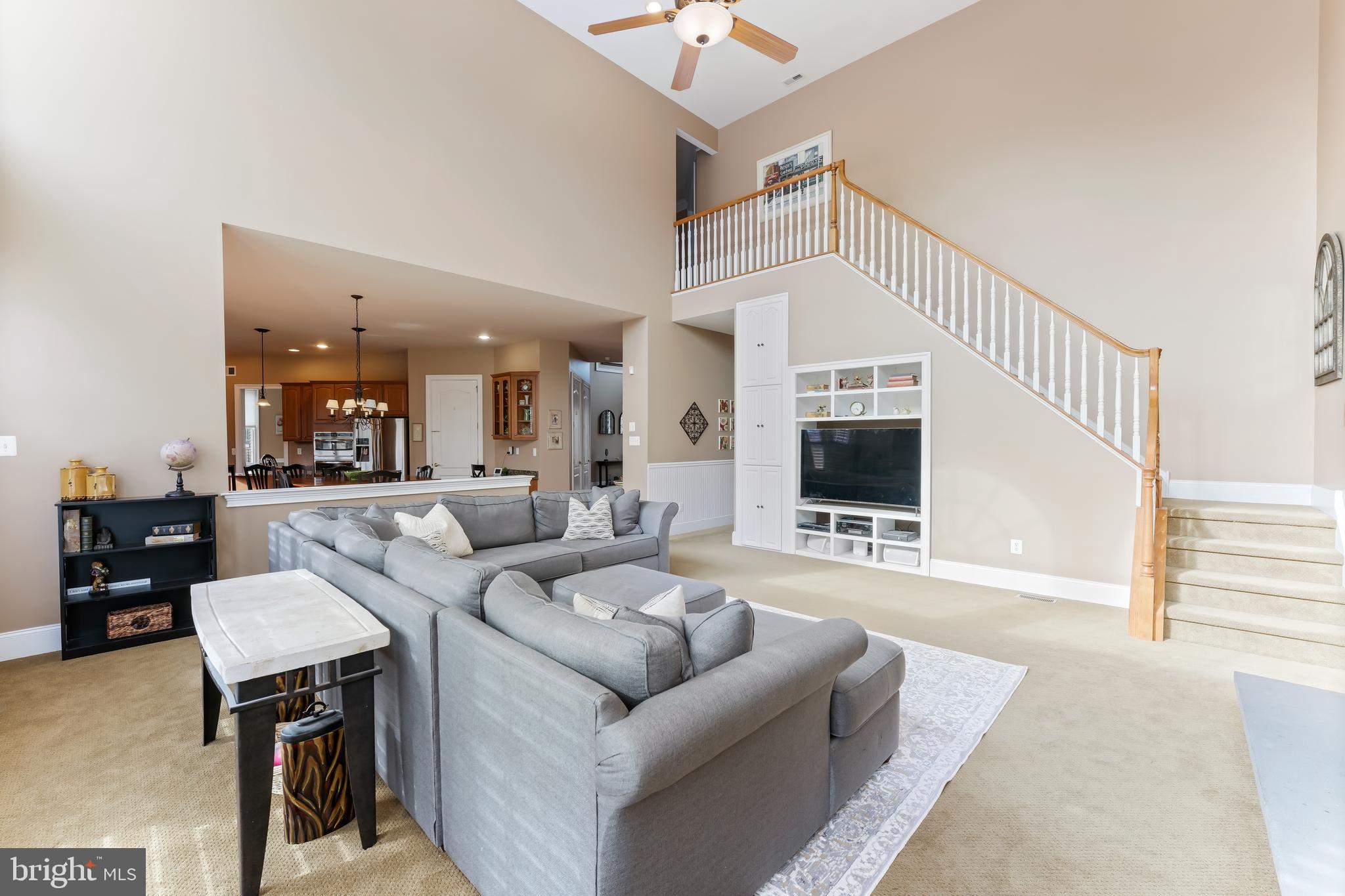 RIVERCREST - Residential