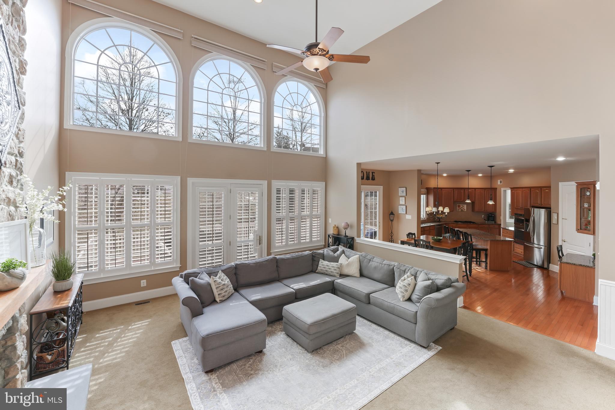 RIVERCREST - Residential