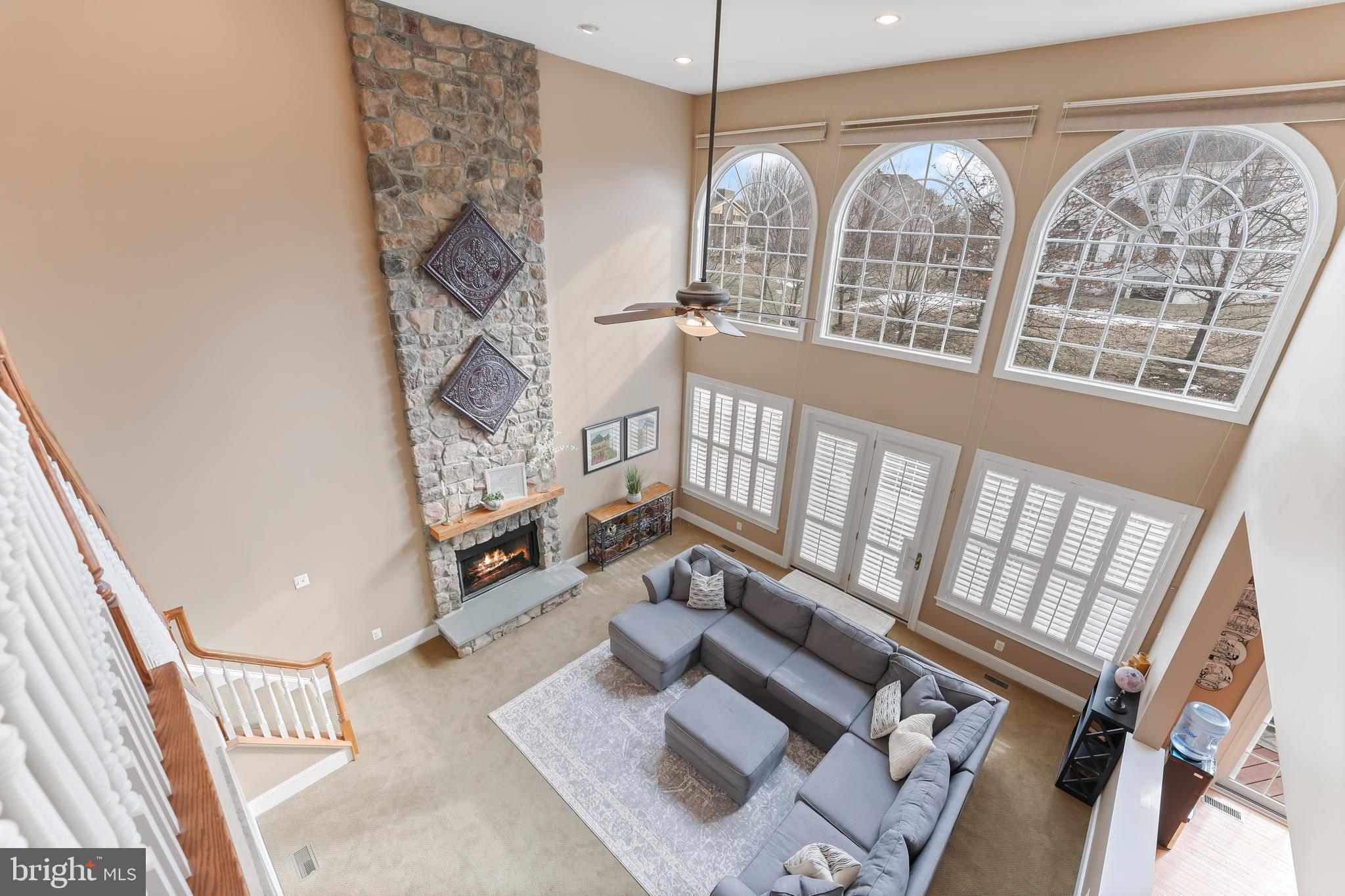 RIVERCREST - Residential