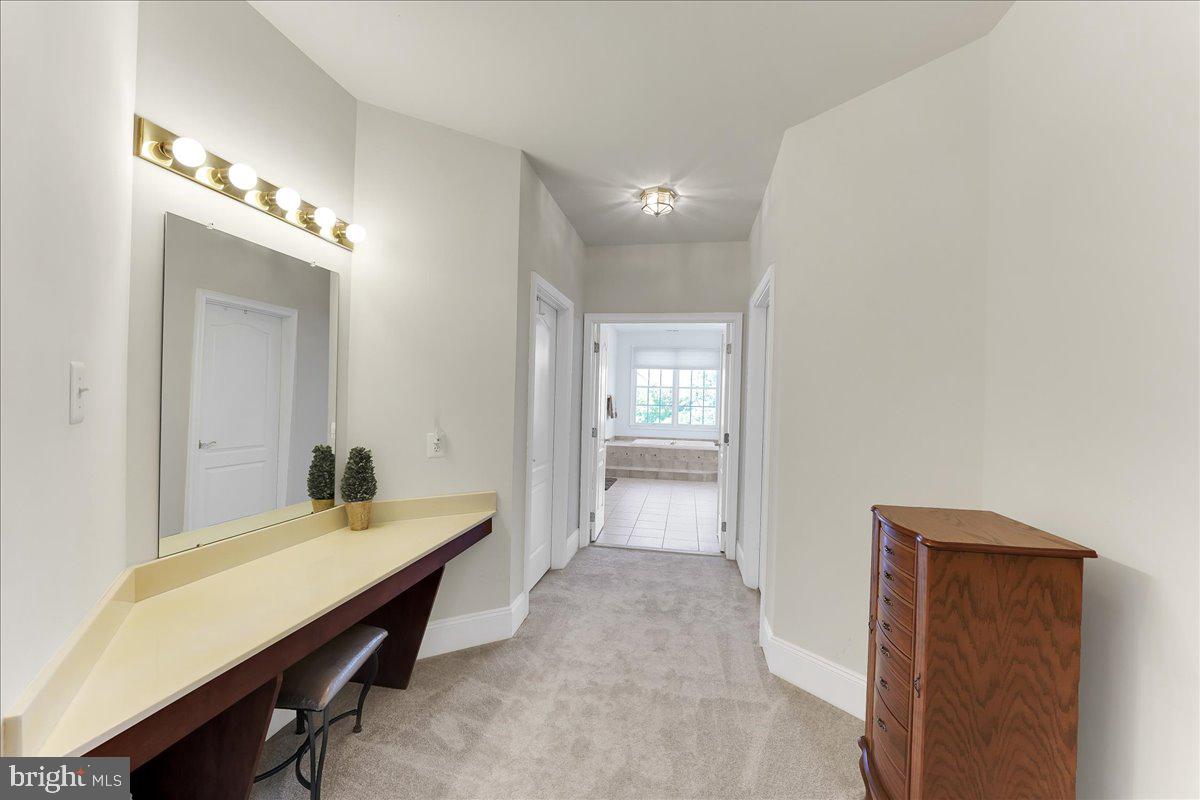 RIVERCREST - Residential