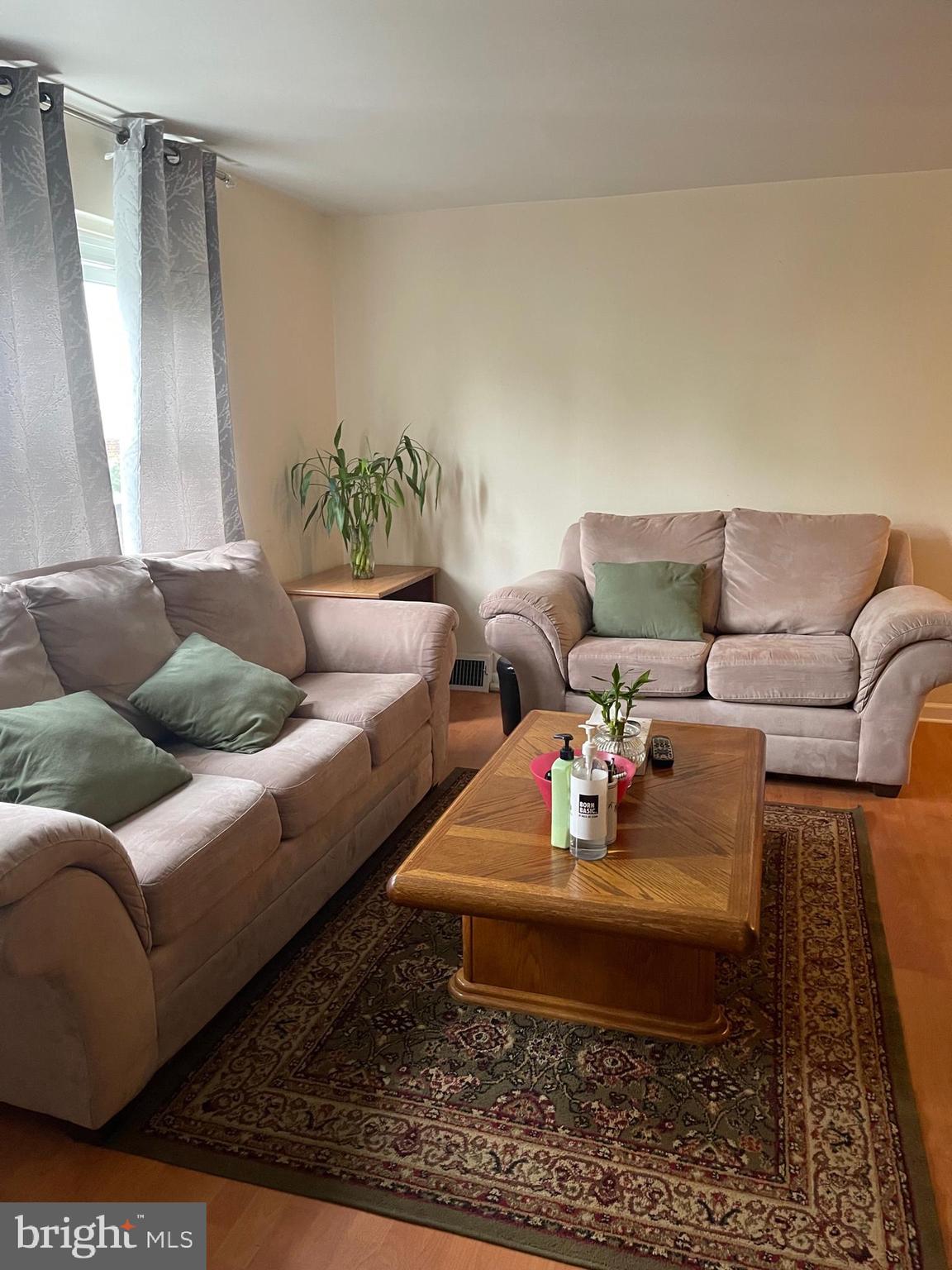 BUSTLETON - Residential