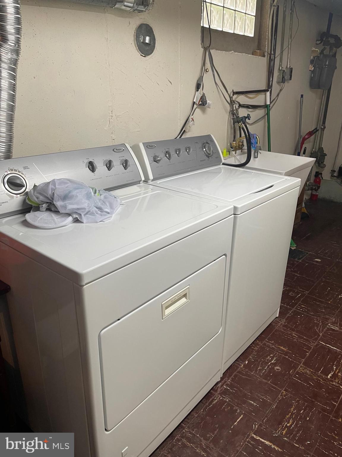 BUSTLETON - Residential