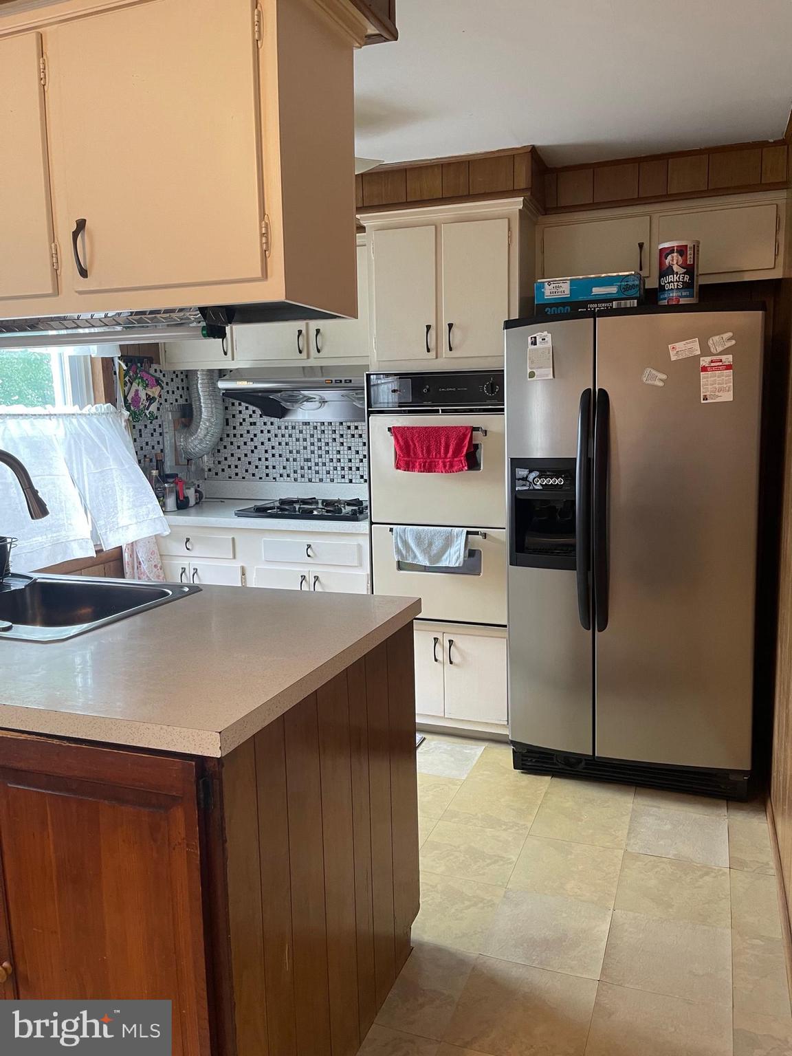 BUSTLETON - Residential