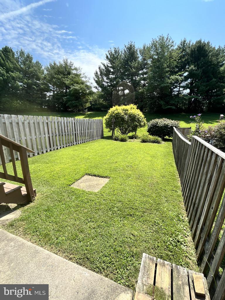 VILLAGE AT THOMAS RUN - Residential