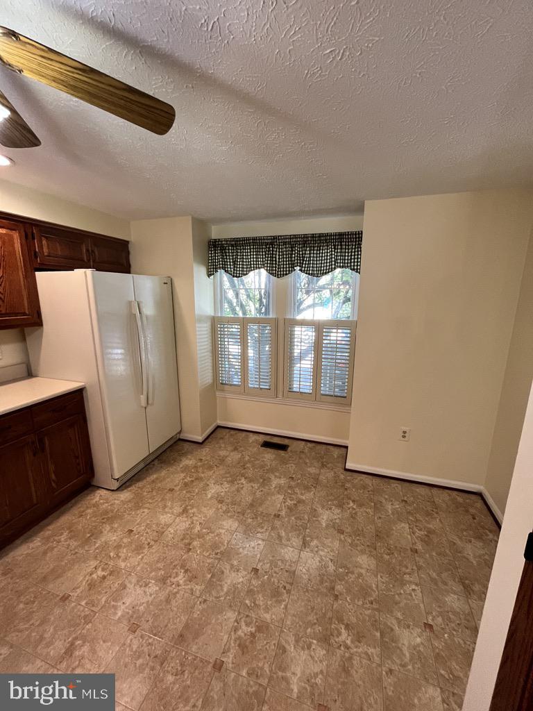 VILLAGE AT THOMAS RUN - Residential