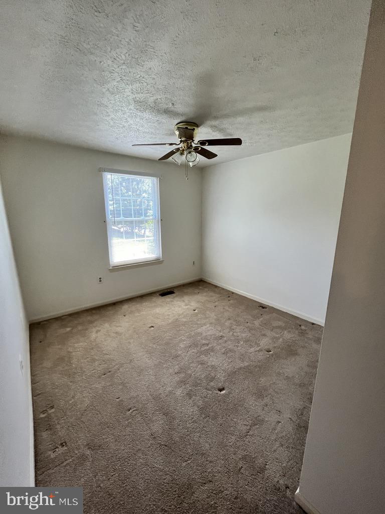 VILLAGE AT THOMAS RUN - Residential