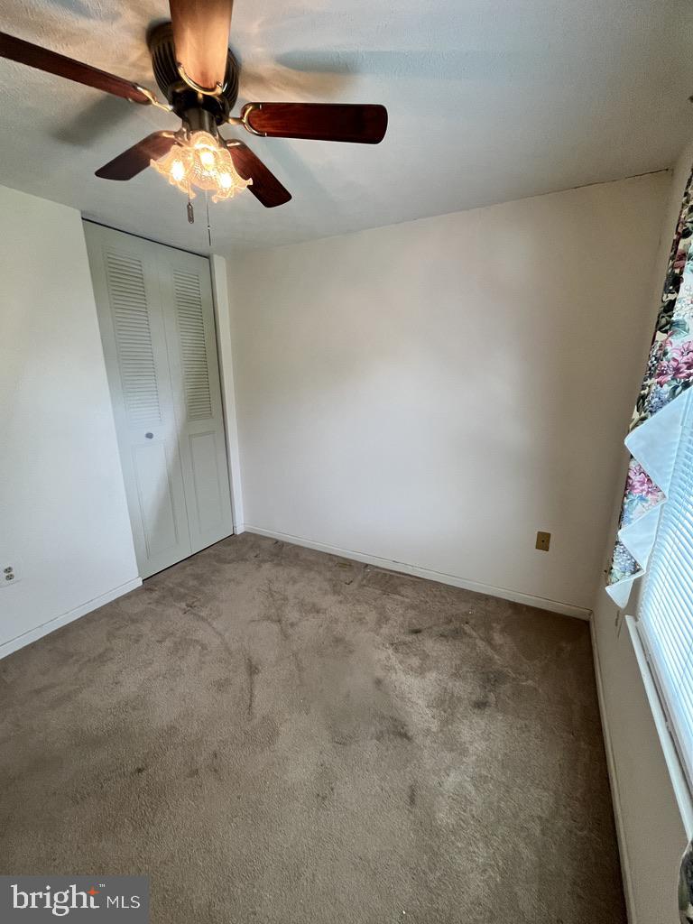 VILLAGE AT THOMAS RUN - Residential