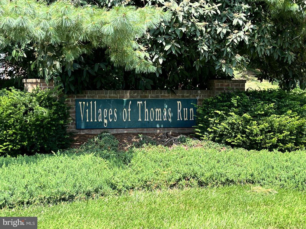 VILLAGE AT THOMAS RUN - Residential