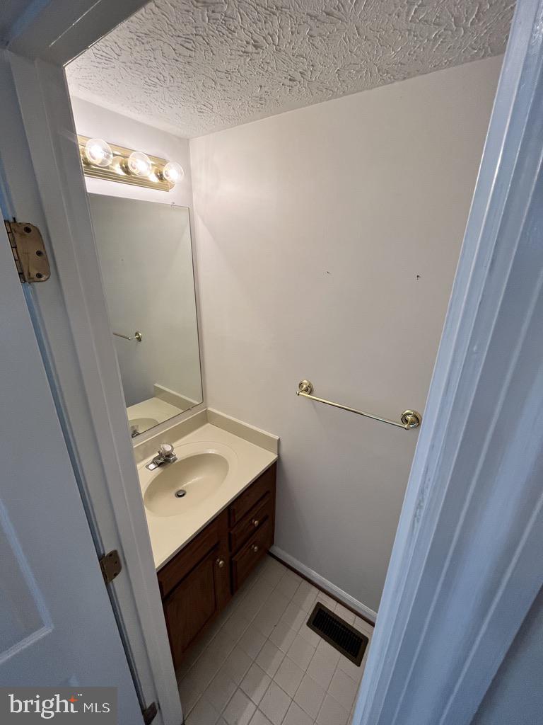 VILLAGE AT THOMAS RUN - Residential