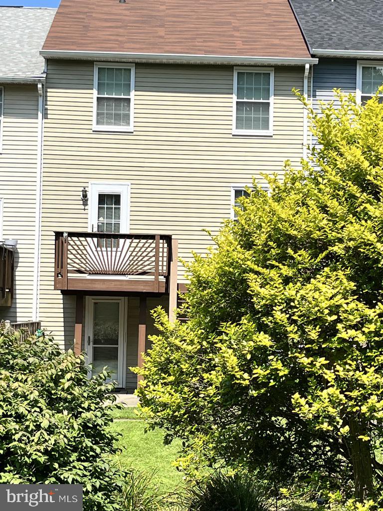 VILLAGE AT THOMAS RUN - Residential