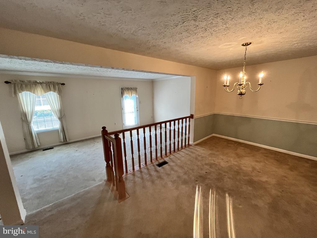 VILLAGE AT THOMAS RUN - Residential