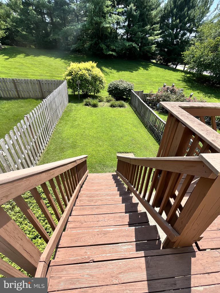 VILLAGE AT THOMAS RUN - Residential