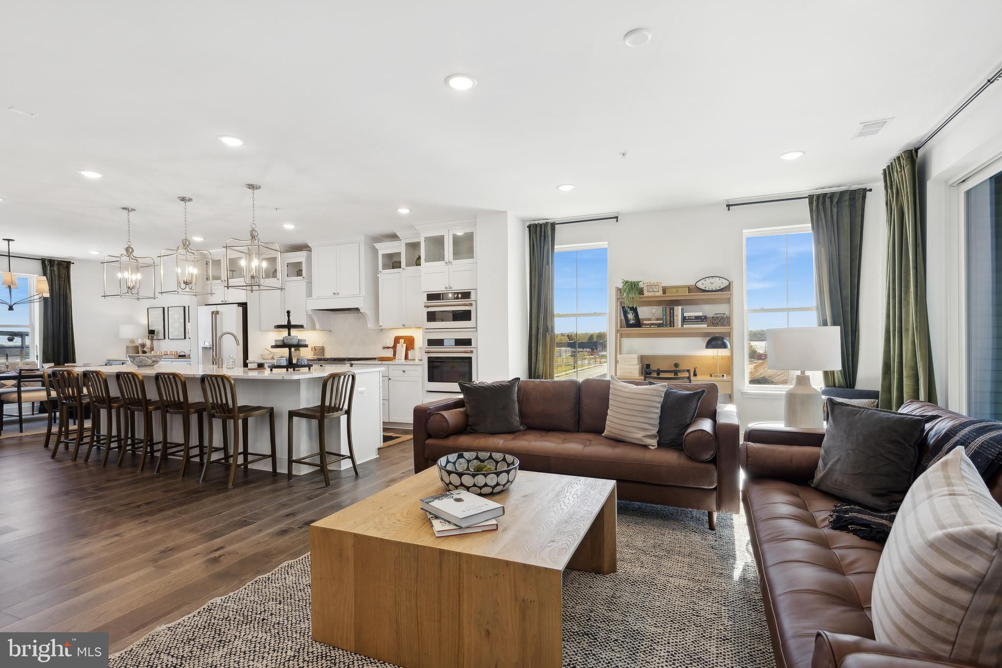 LOCKE LANDING - Residential