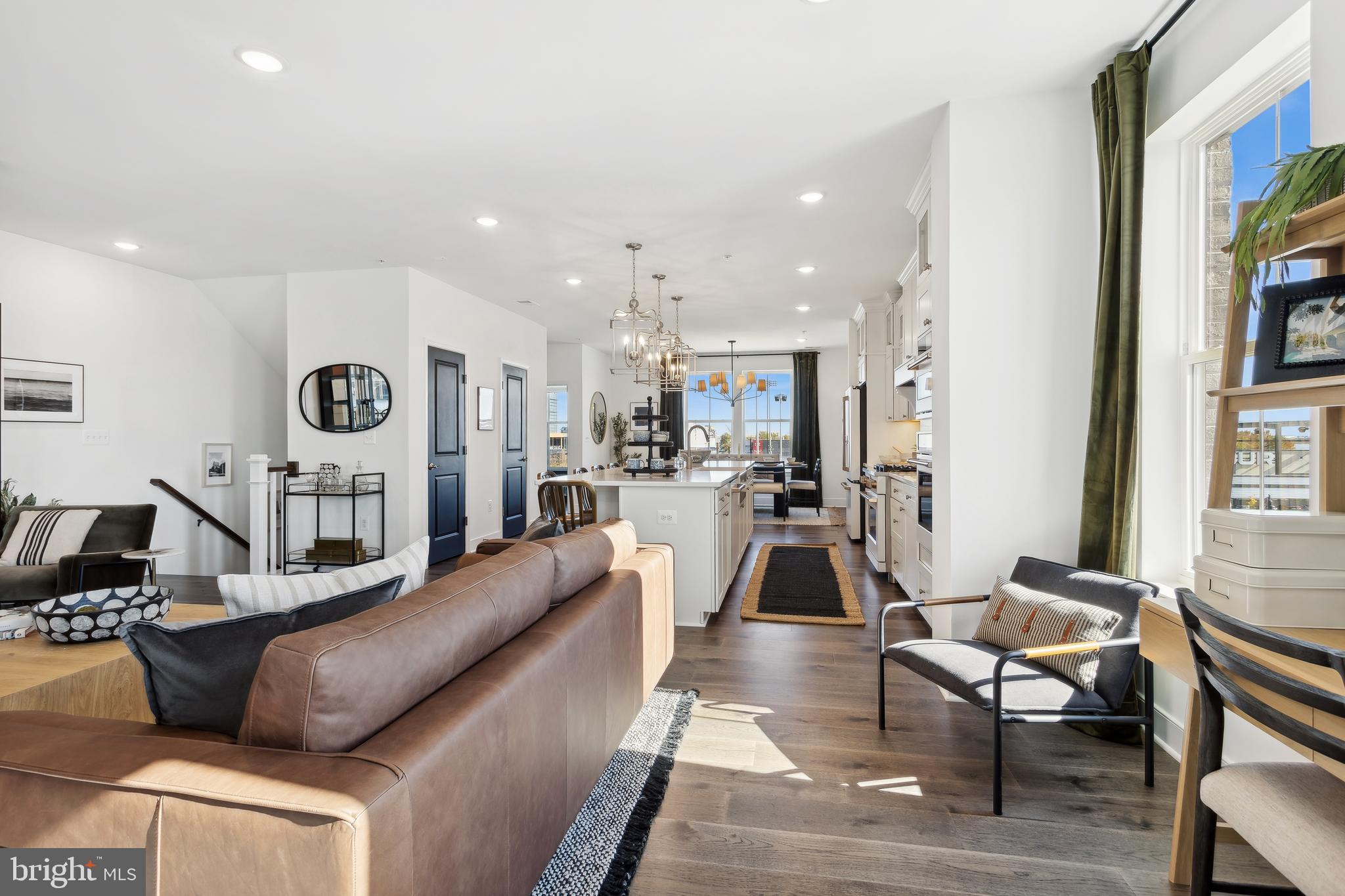 LOCKE LANDING - Residential