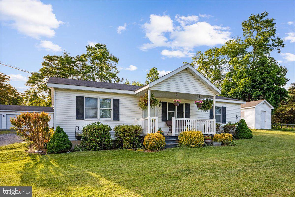709 DICKS HOLLOW ROAD