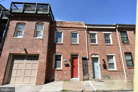 132 S Chapel Street, Baltimore, MD 21231 - MLS#: MDBA2164248