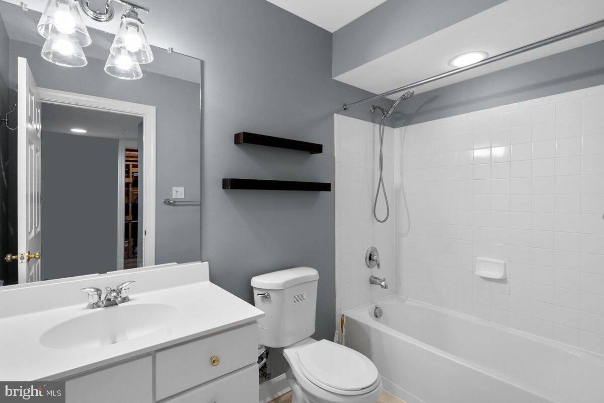 CLARKSBURG TOWN CENTER - Residential