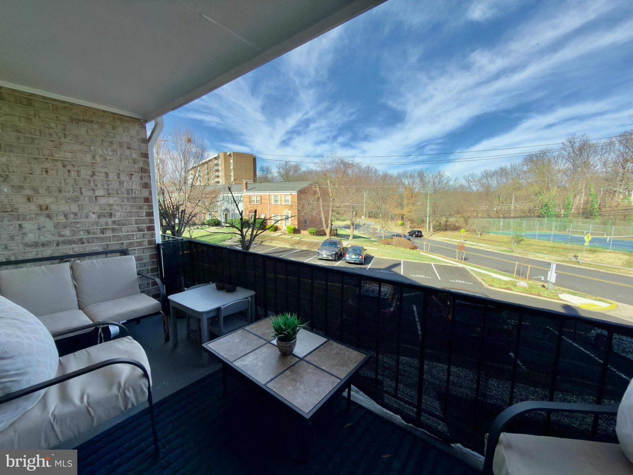 CHARLESTOWNE VILLAGE - Residential