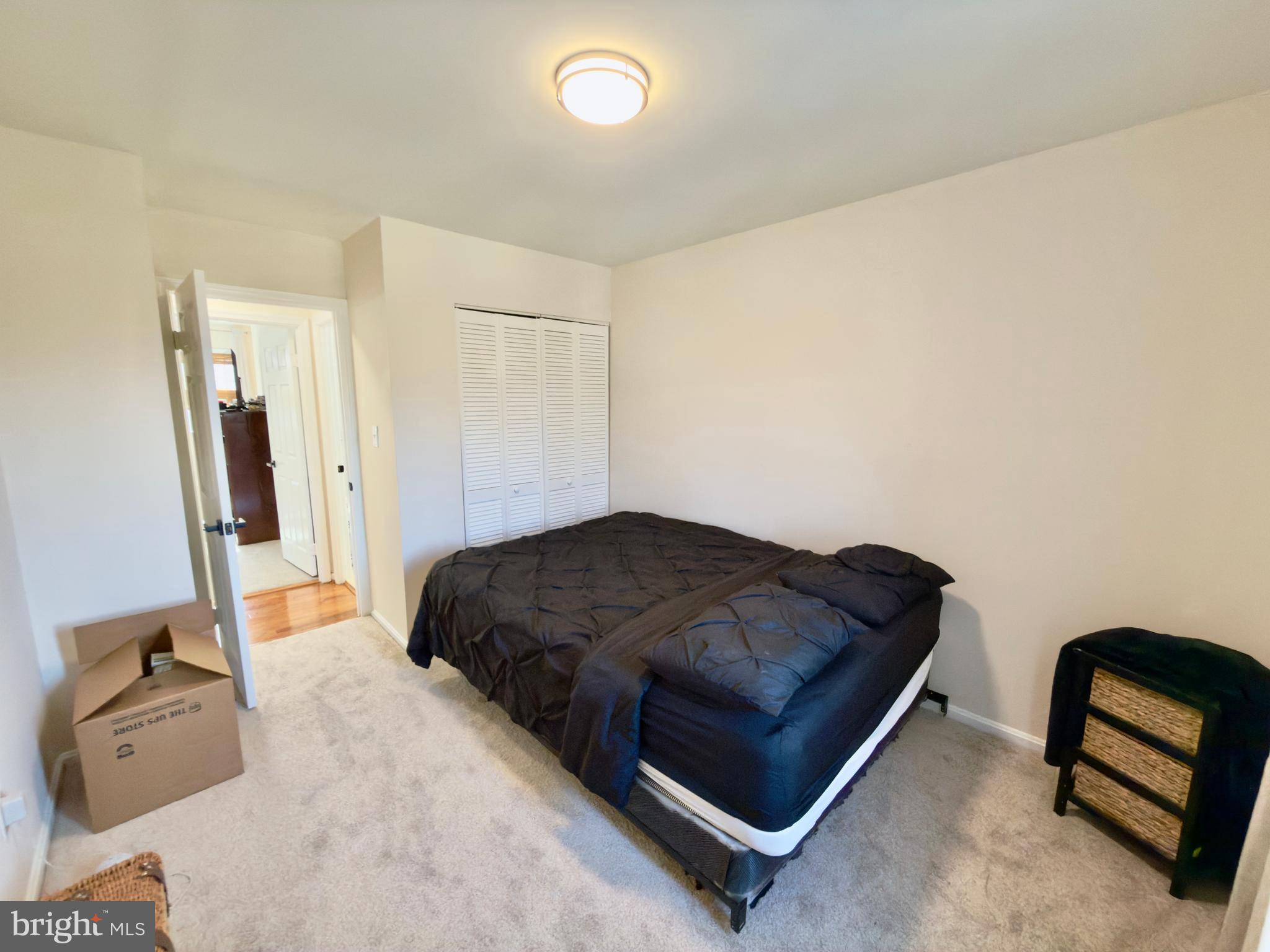 CHARLESTOWNE VILLAGE - Residential