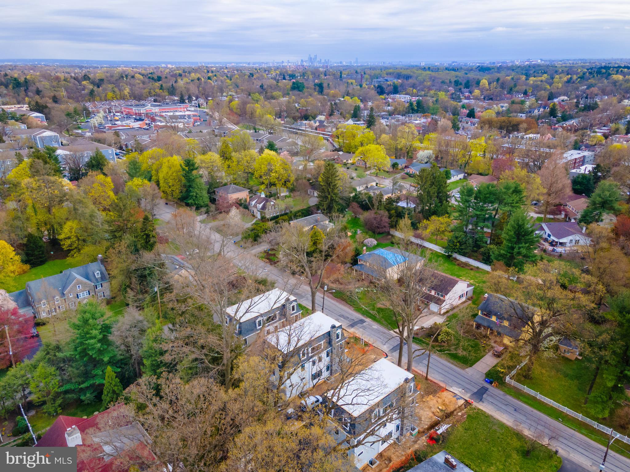 CHESTNUT HILL - Residential