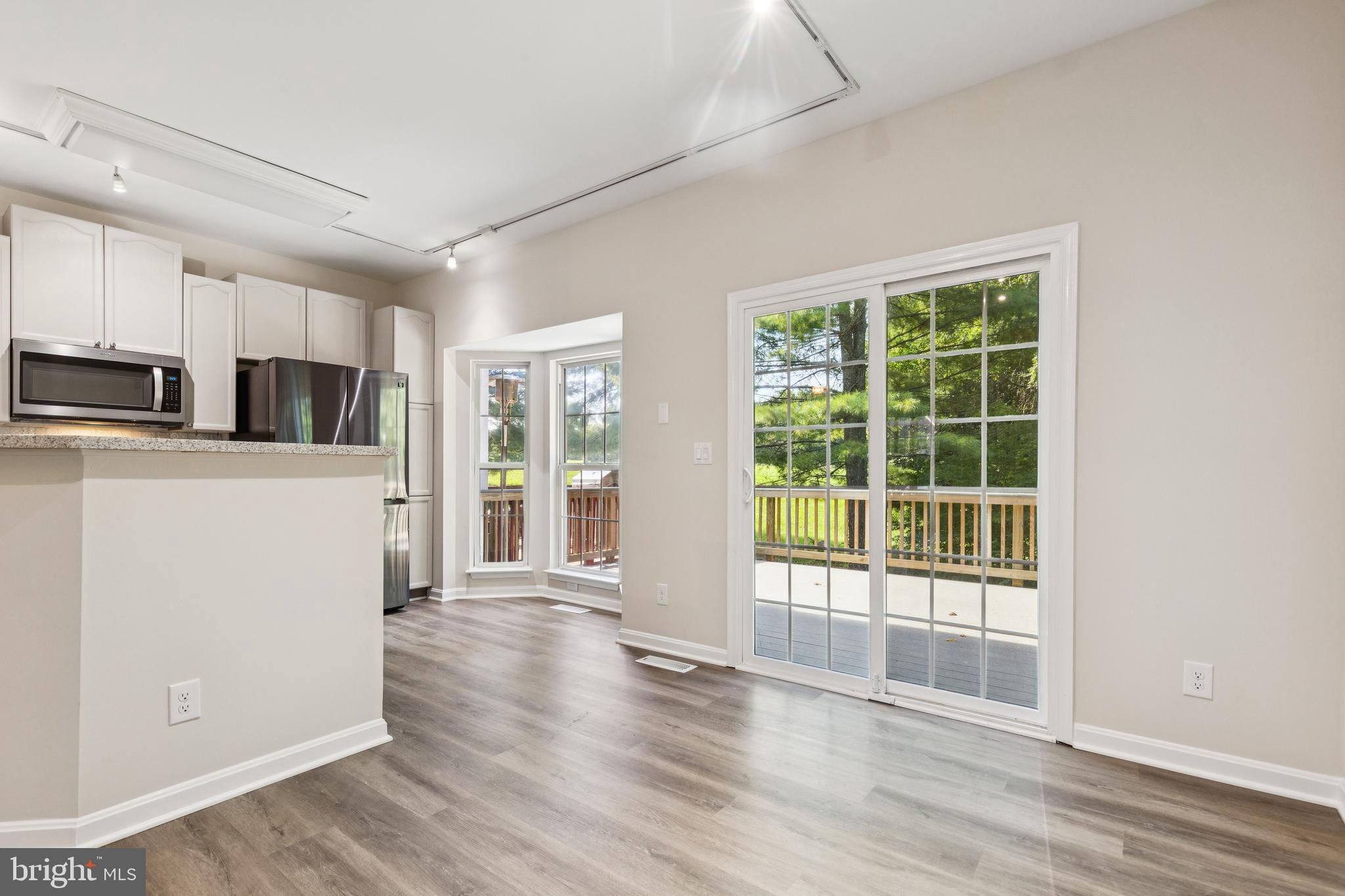 5099 LANDS END COURT