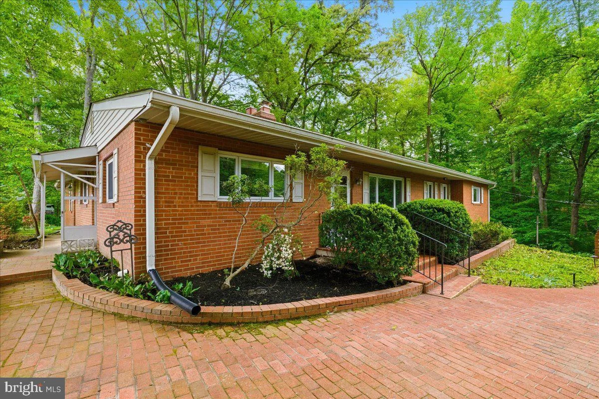 Additional image 47 of 18309 Cabin Road, Triangle, VA 22172