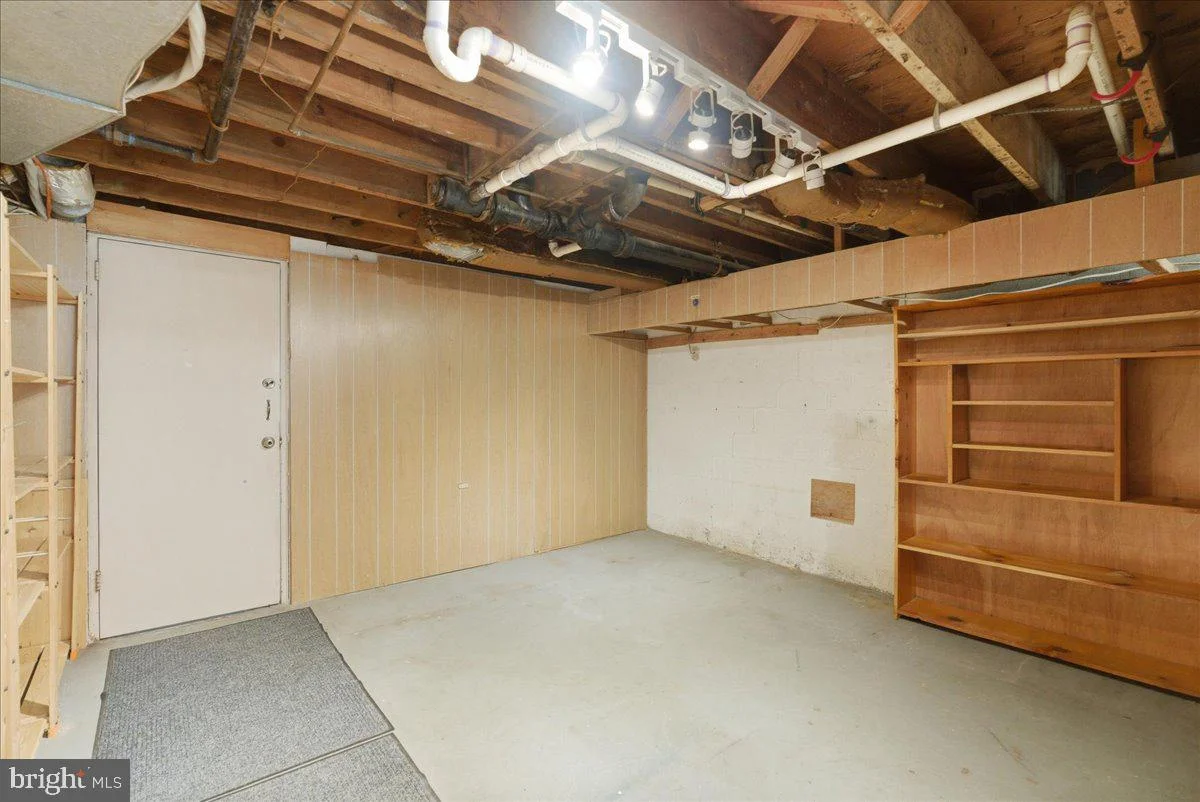 Additional image 77 of 18309 Cabin Road, Triangle, VA 22172