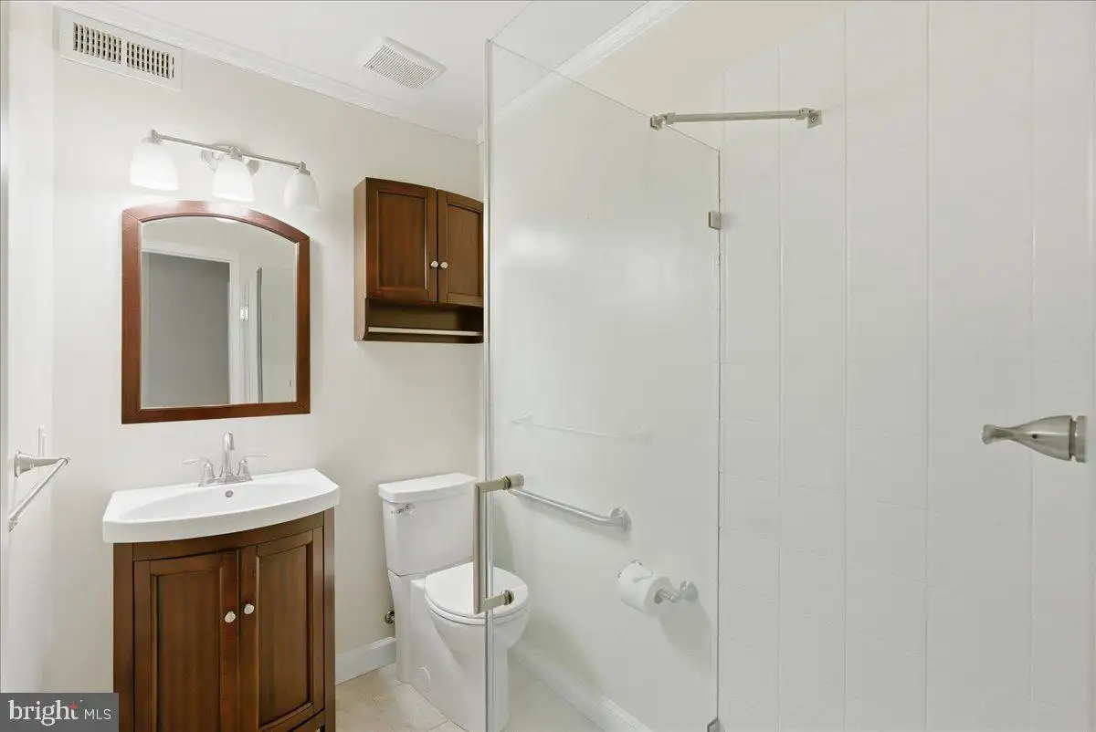 Additional image 64 of 18309 Cabin Road, Triangle, VA 22172