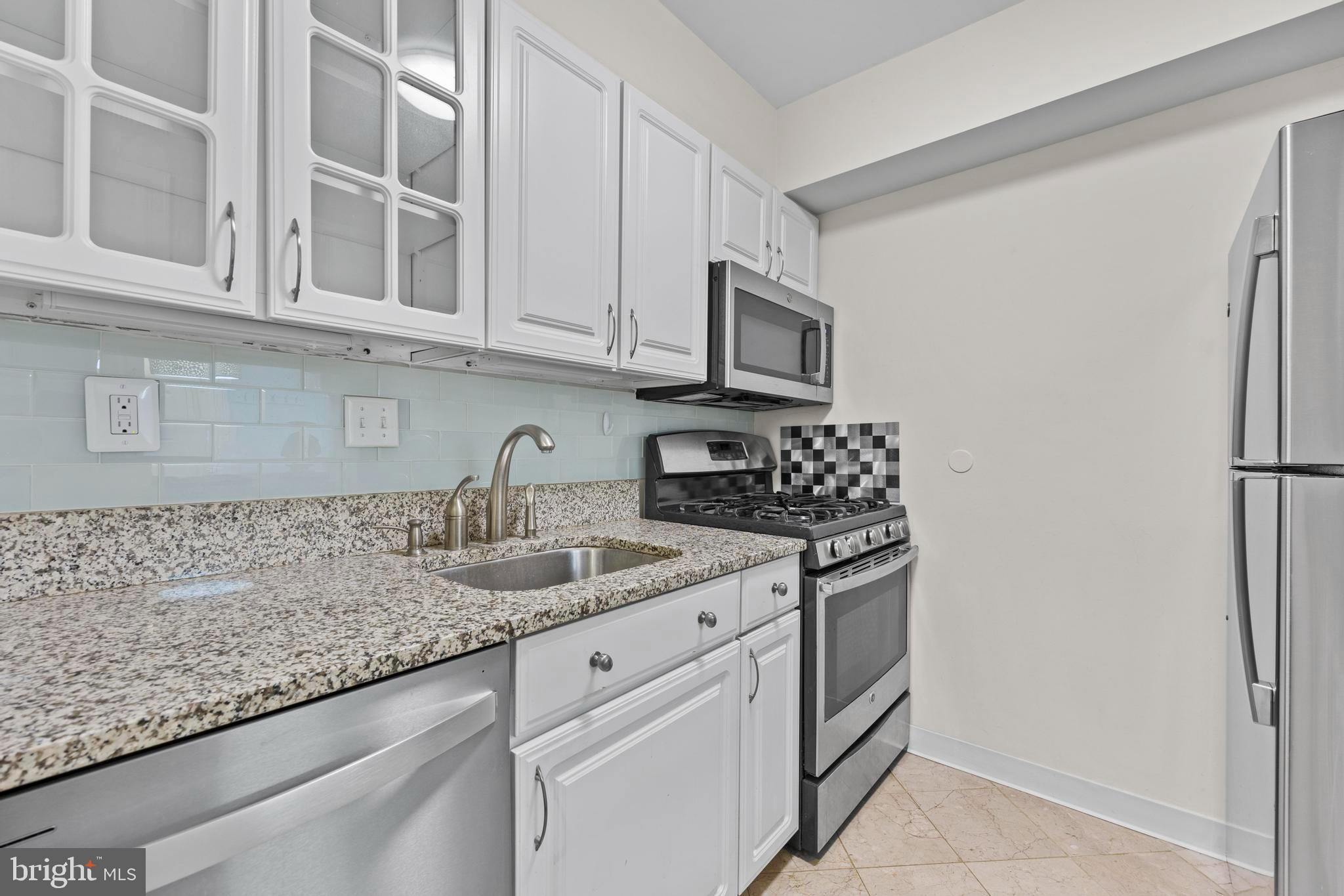 BURKE COVE - Residential