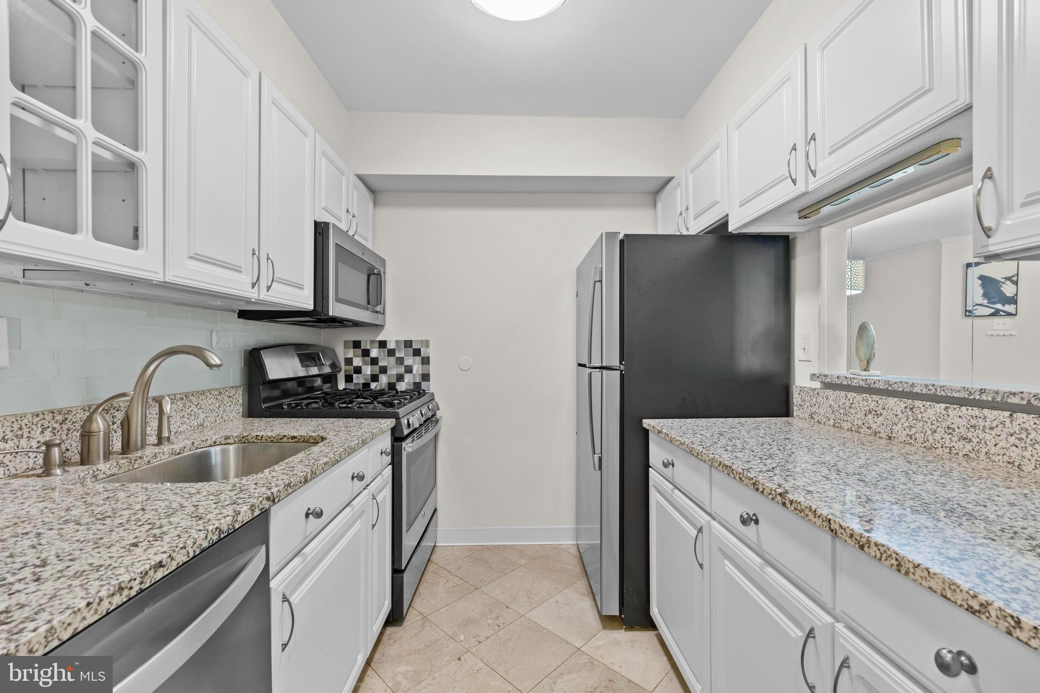 BURKE COVE - Residential