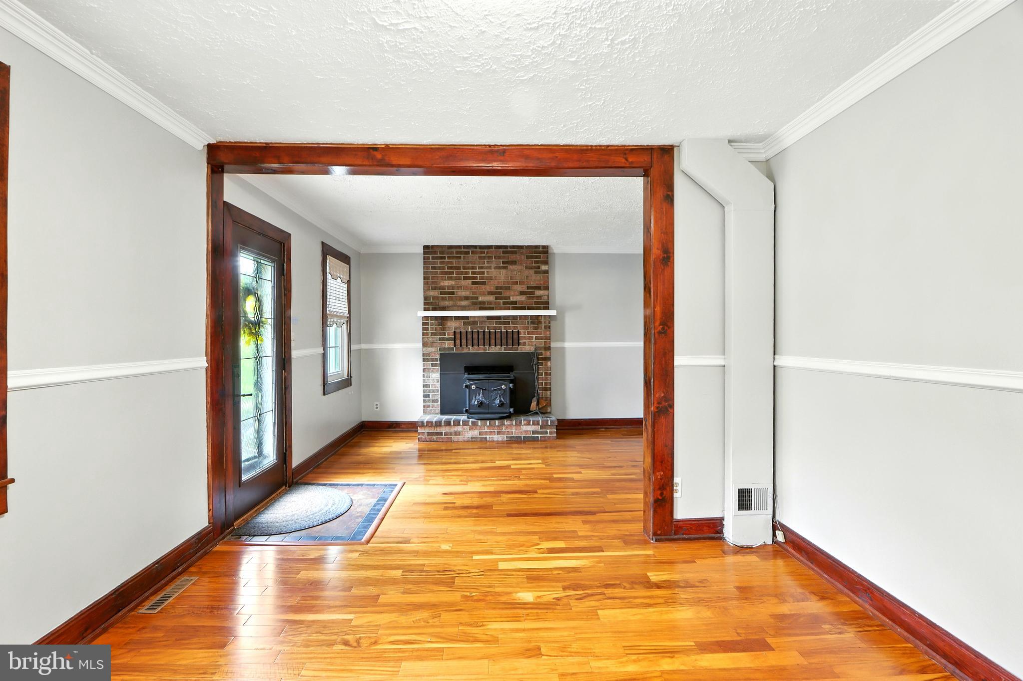 KINGSTON HEIGHTS - Residential