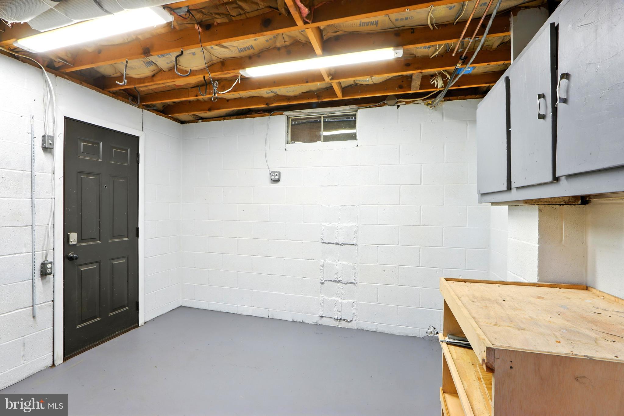 KINGSTON HEIGHTS - Residential