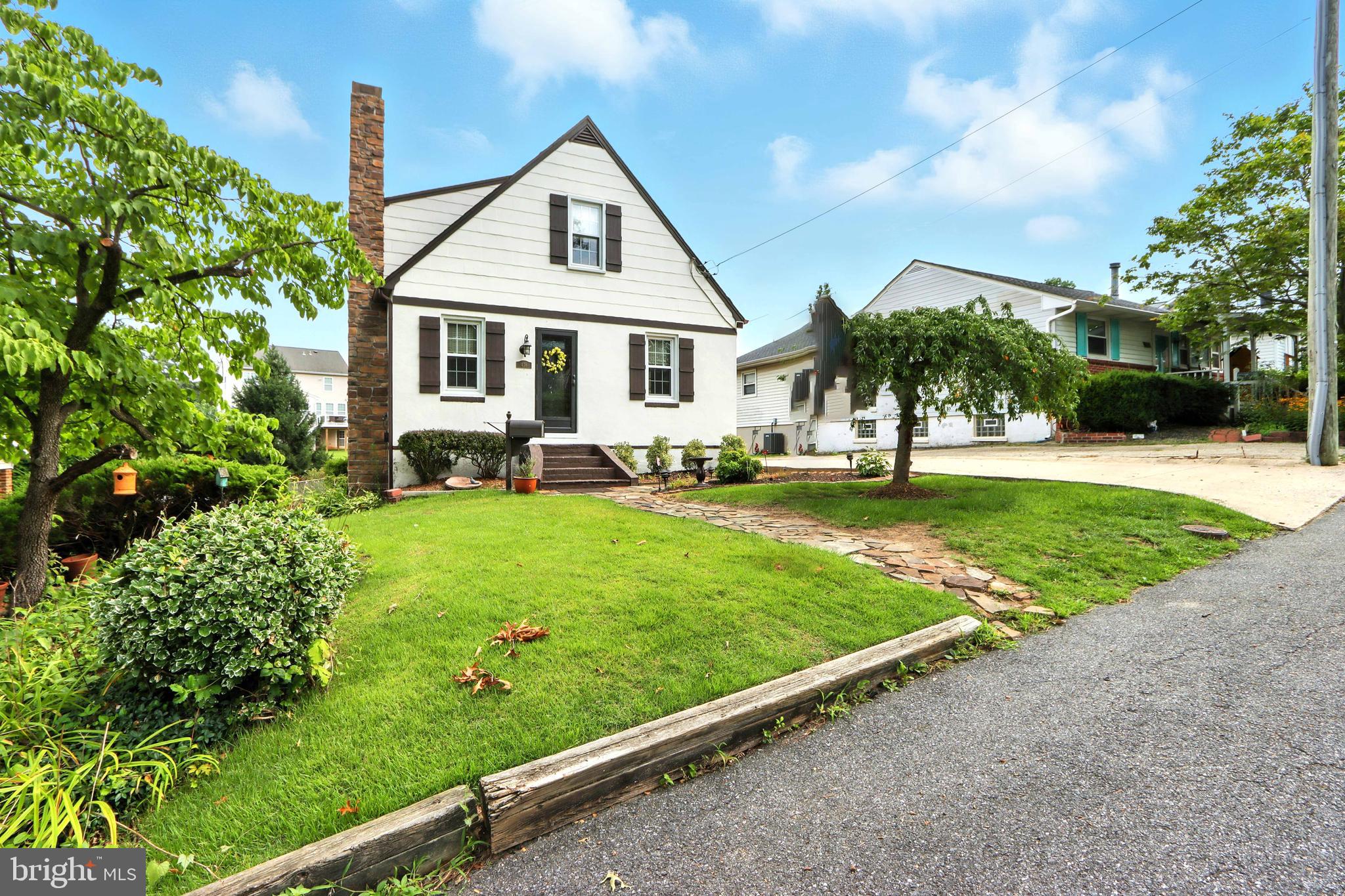 KINGSTON HEIGHTS - Residential