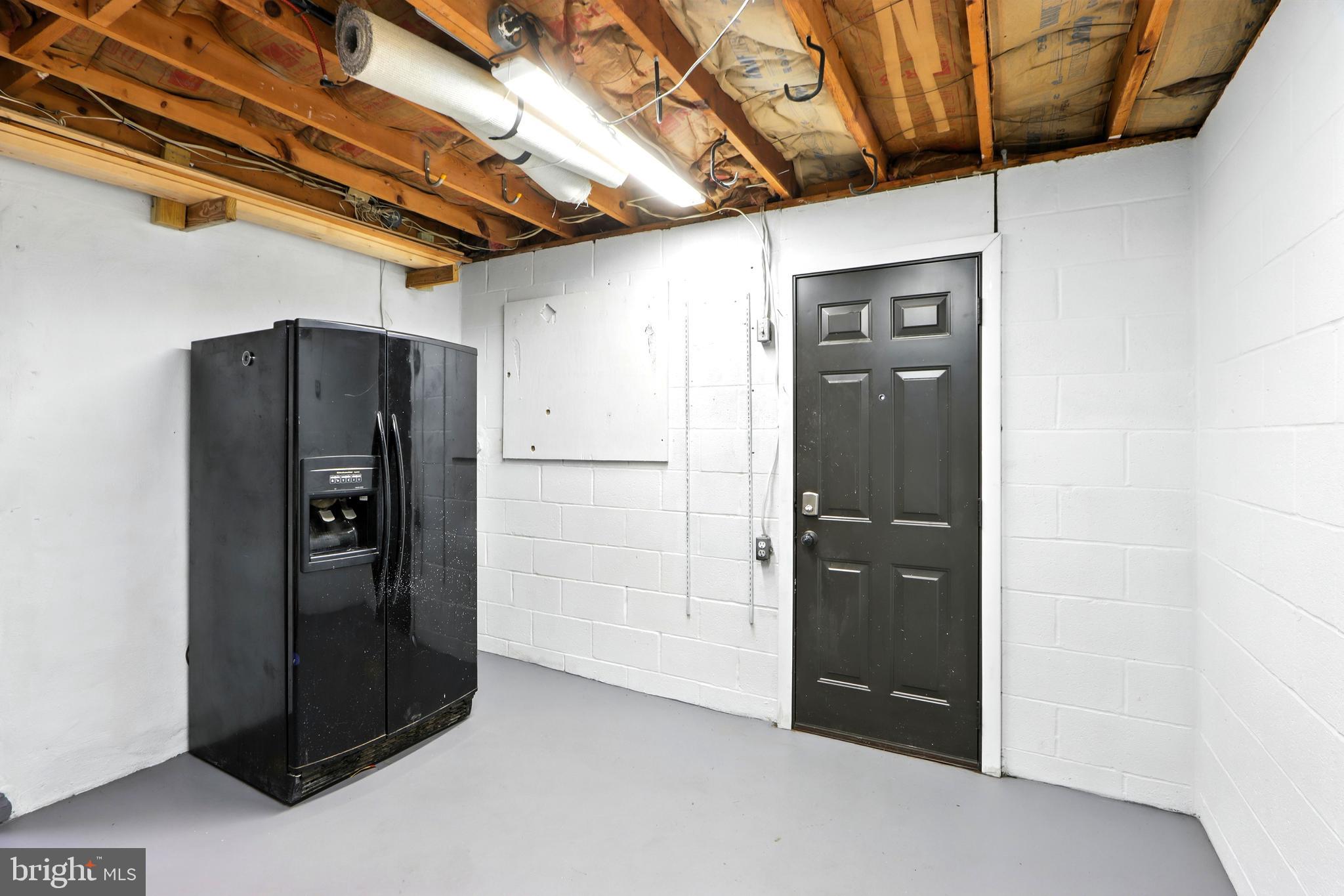 KINGSTON HEIGHTS - Residential