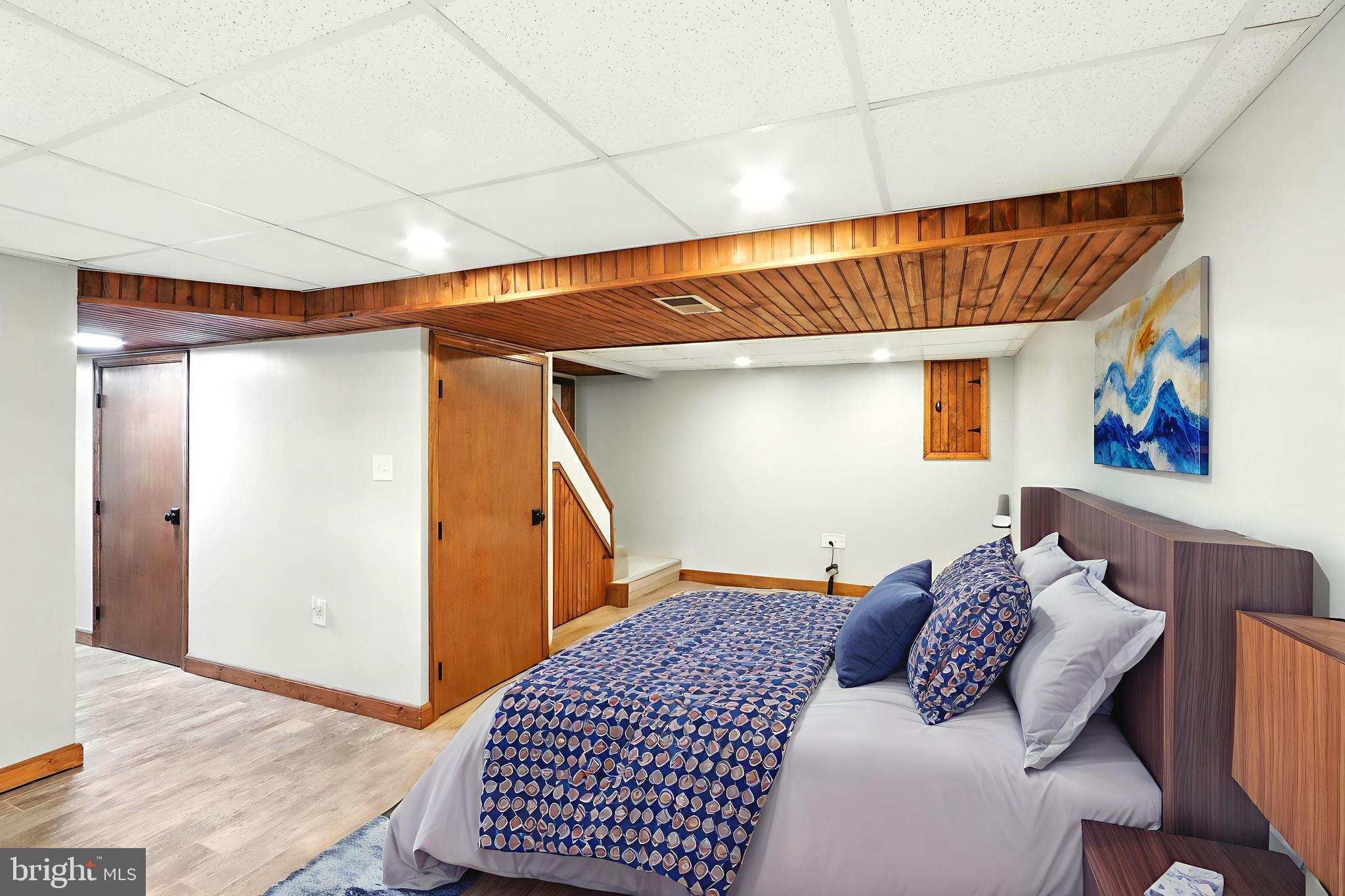 KINGSTON HEIGHTS - Residential