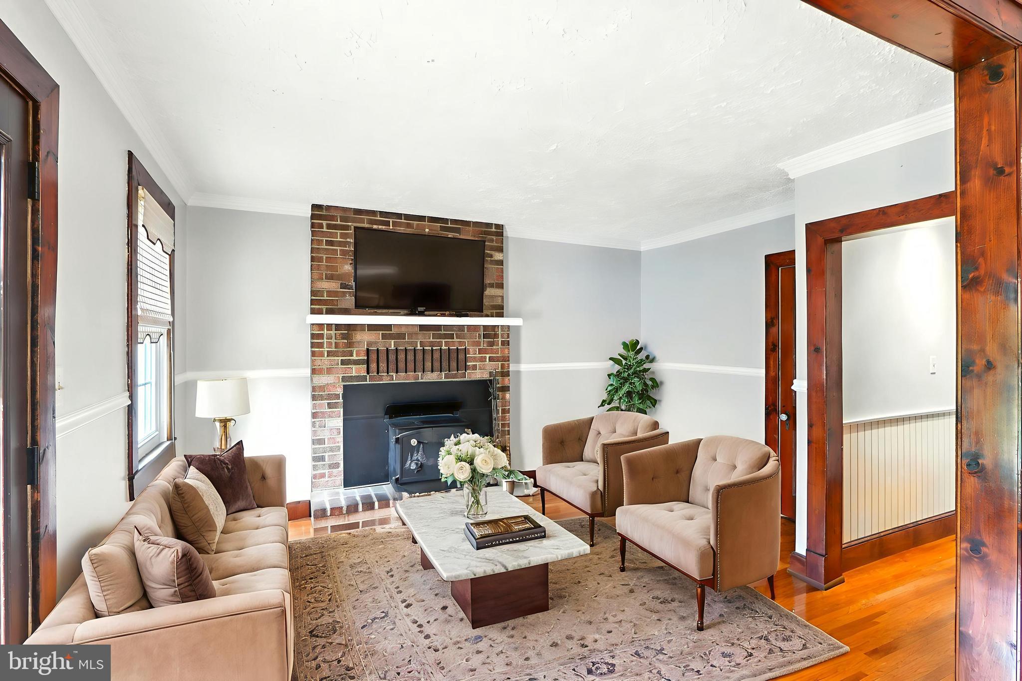 KINGSTON HEIGHTS - Residential