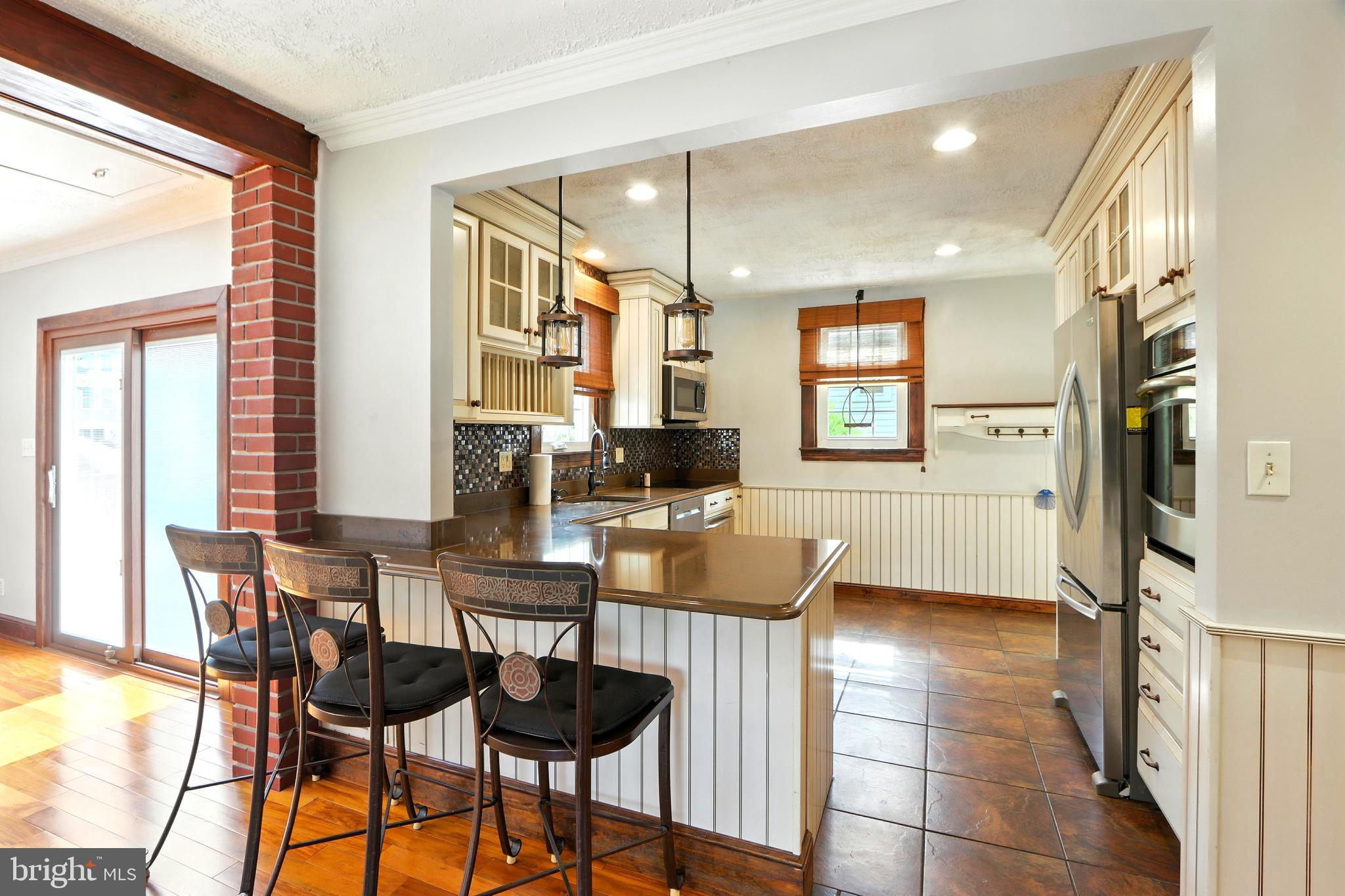 KINGSTON HEIGHTS - Residential