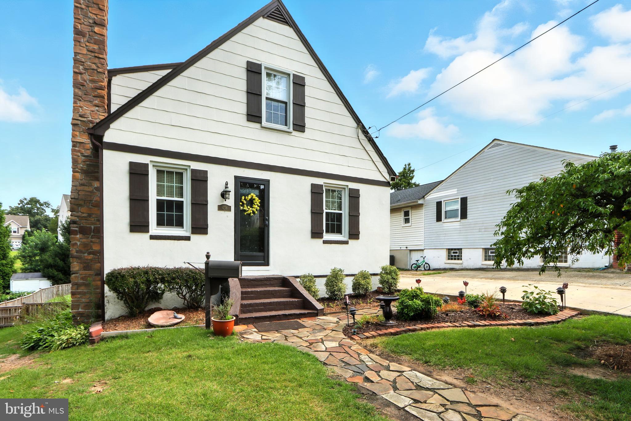 KINGSTON HEIGHTS - Residential