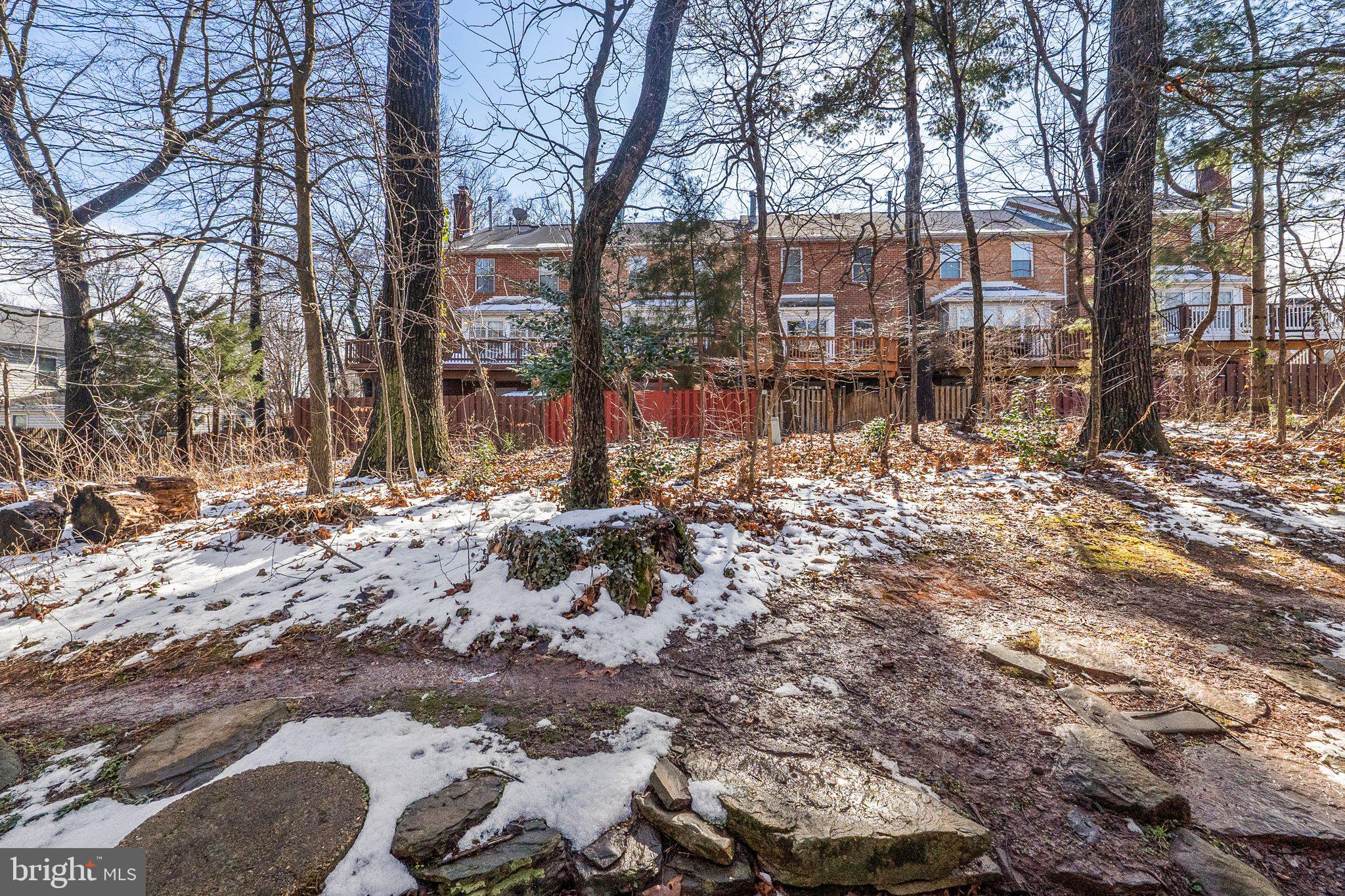 MIRROR RIDGE - Residential