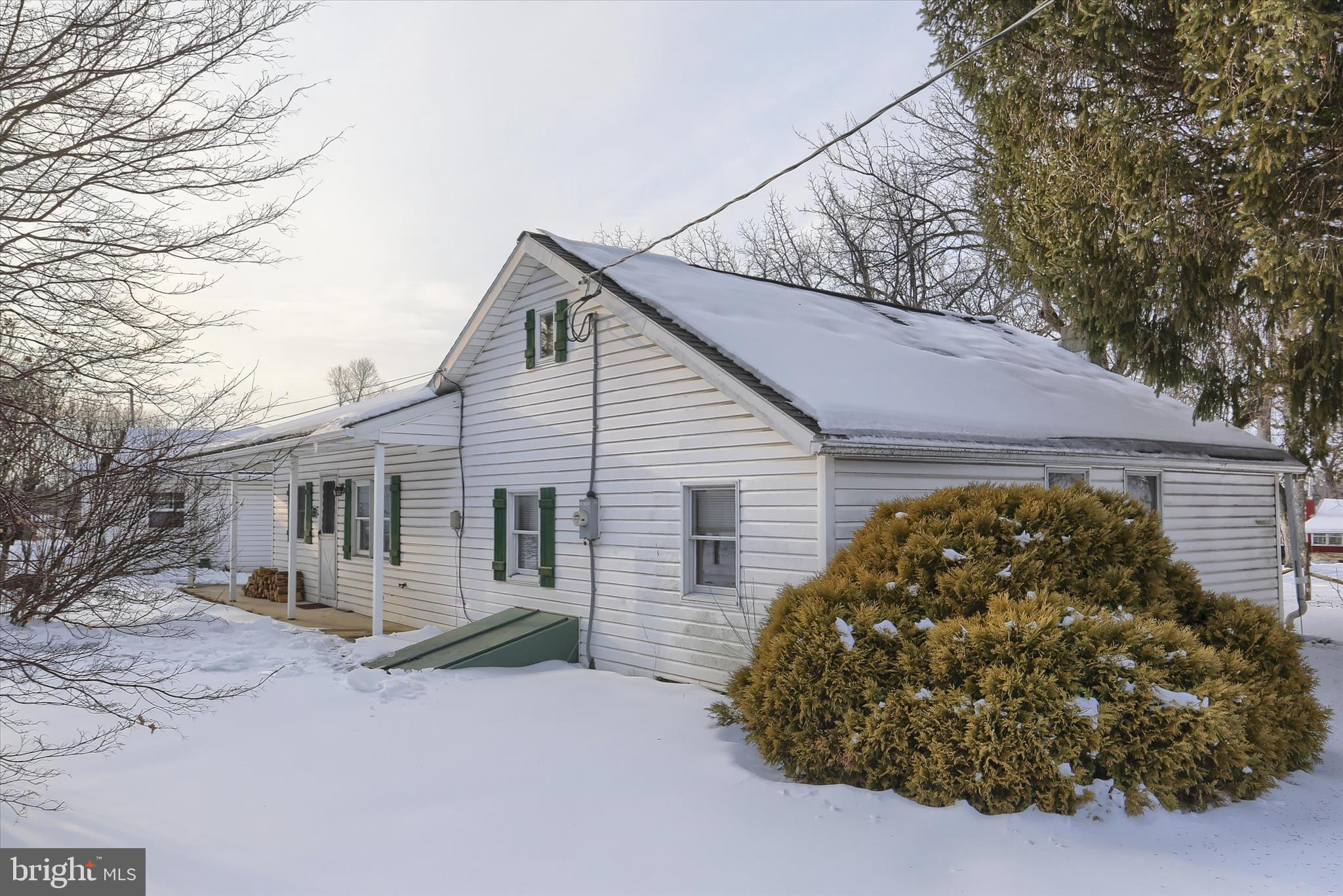 1228 CENTERVILLE ROAD