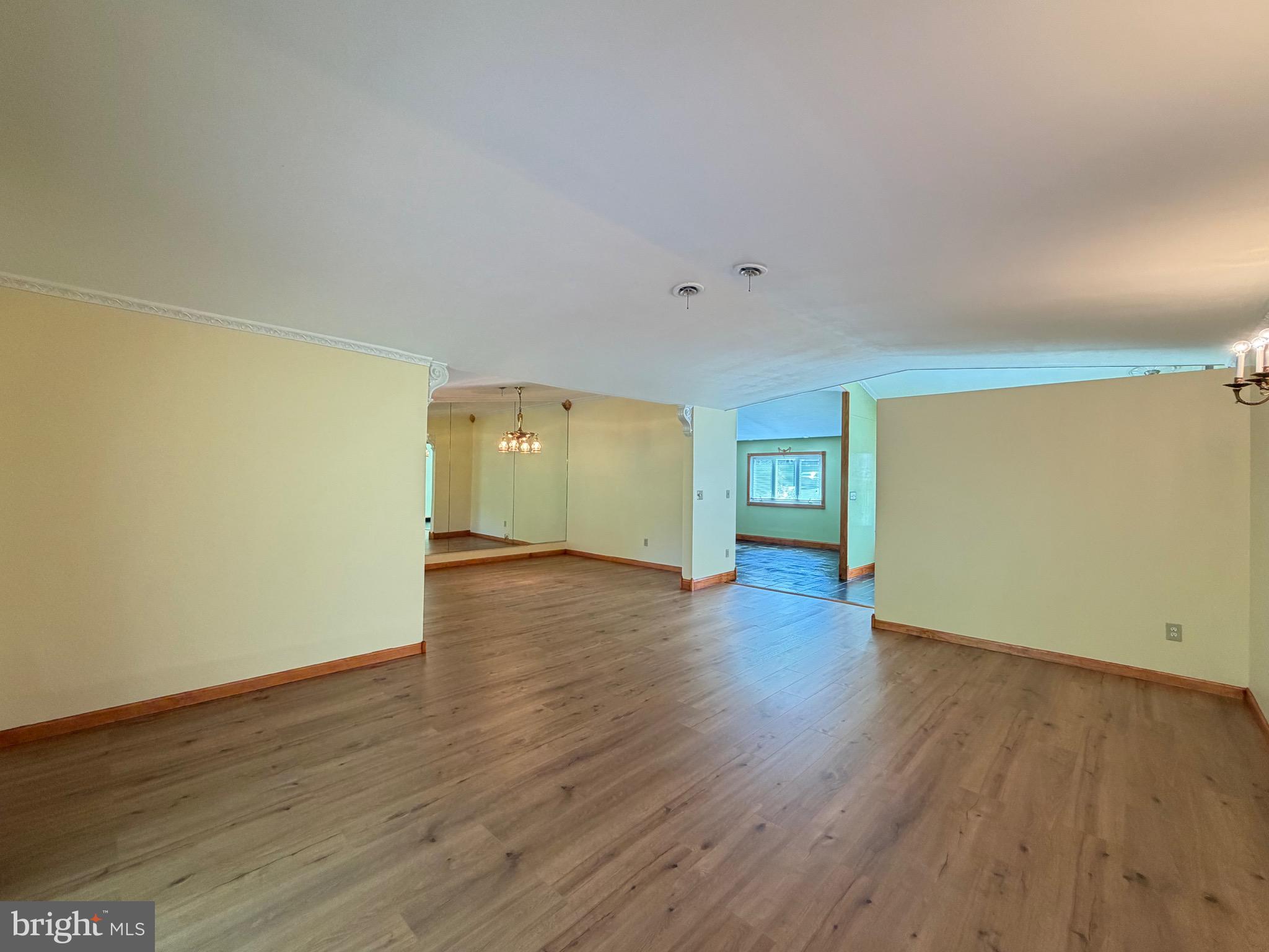 PIKESVILLE - Residential