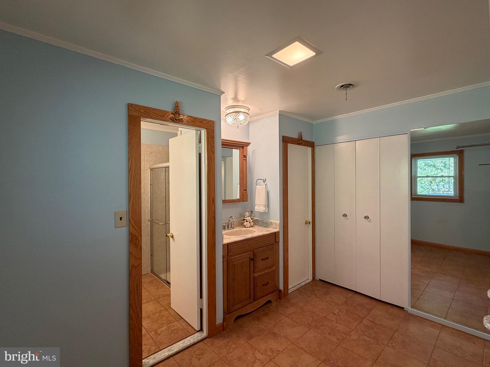 PIKESVILLE - Residential