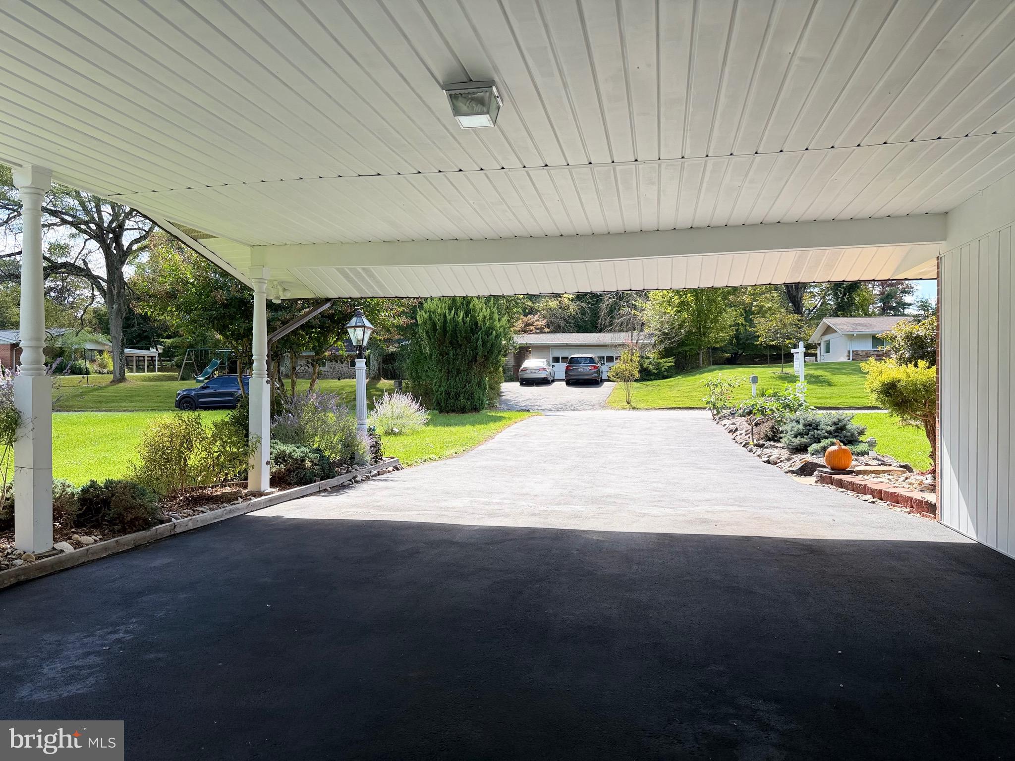 PIKESVILLE - Residential