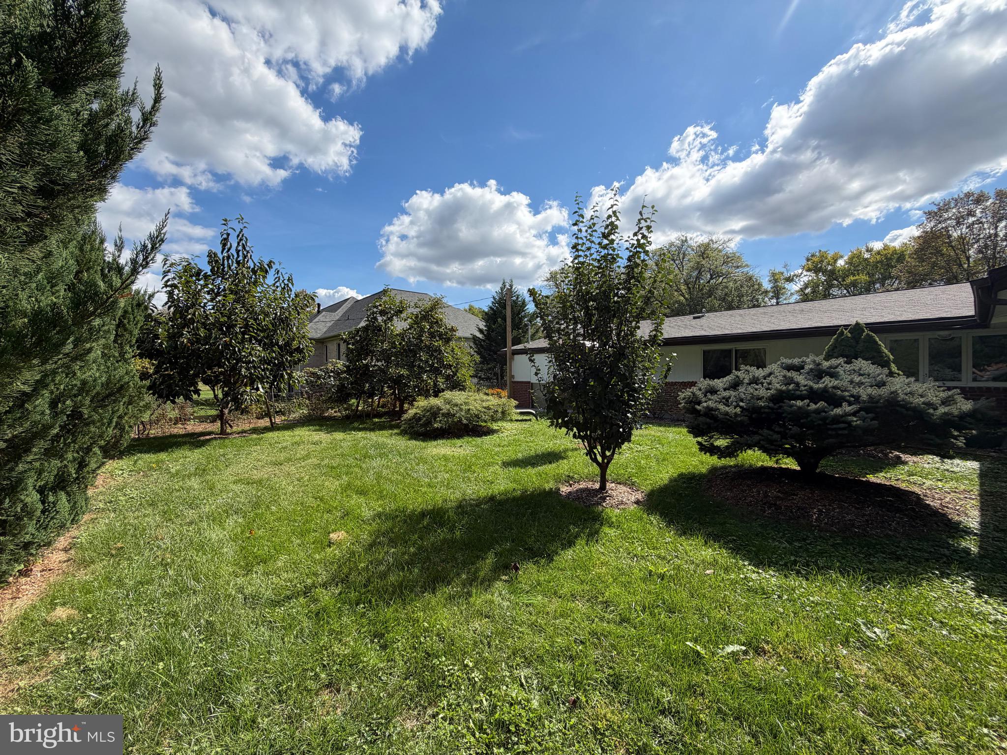 PIKESVILLE - Residential