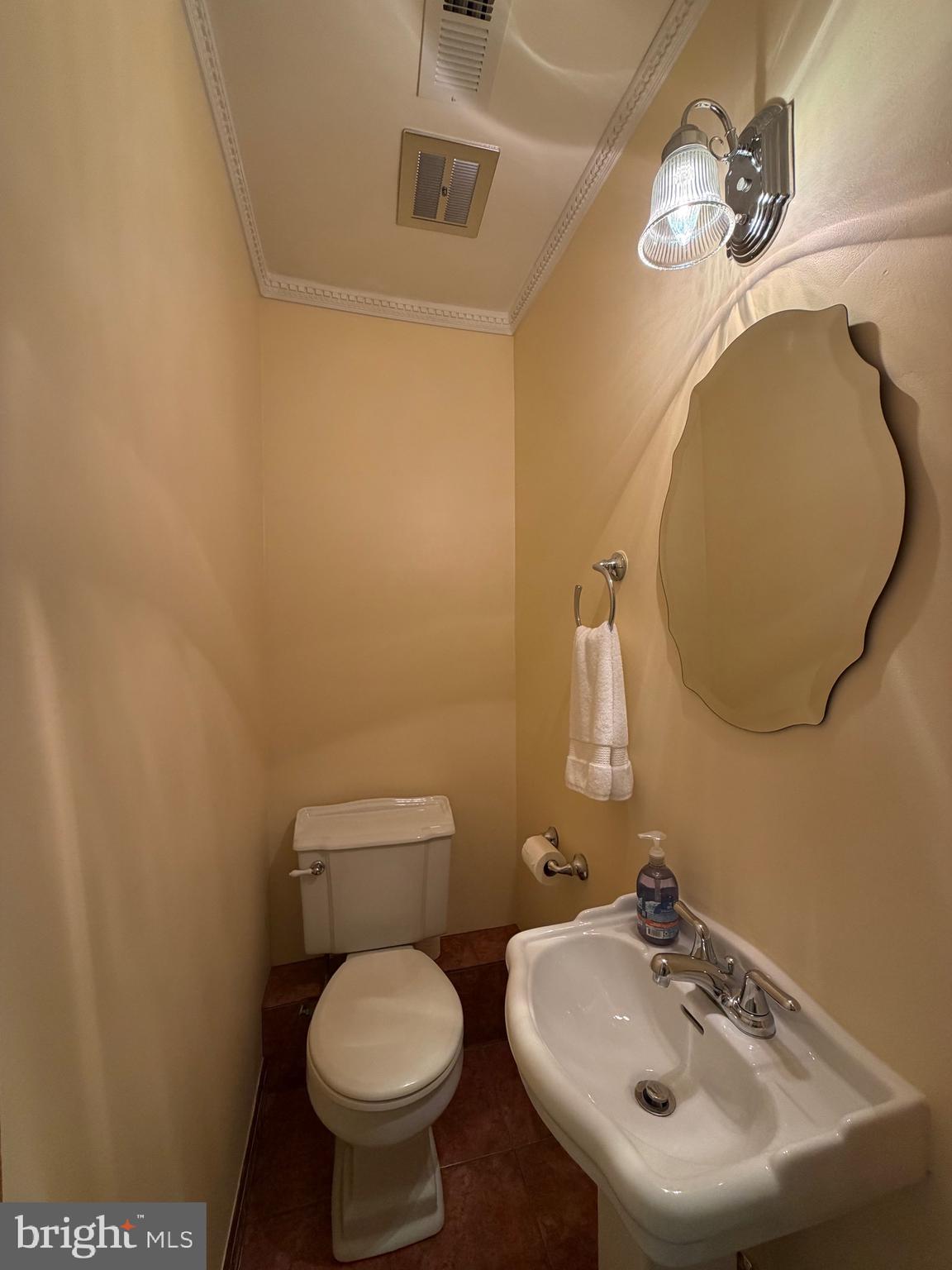 PIKESVILLE - Residential