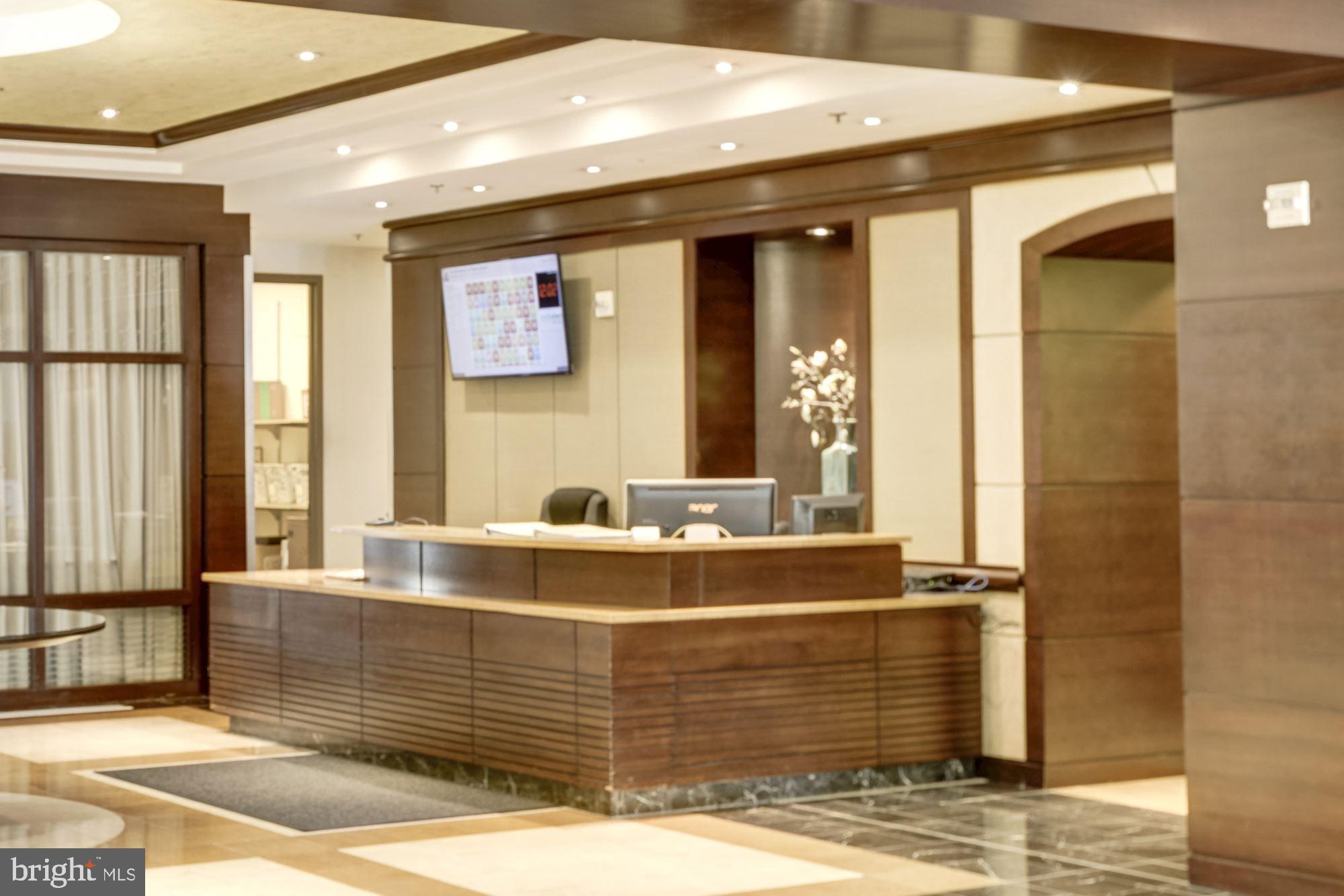 RESIDENCES AT LIBERTY CENTER - Residential Lease